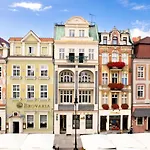 Stary Rynek 75 By View-apartments アパート ポズナン