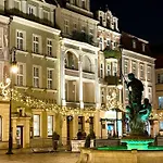 Stary Rynek 75 By View-apartments アパート ポズナン